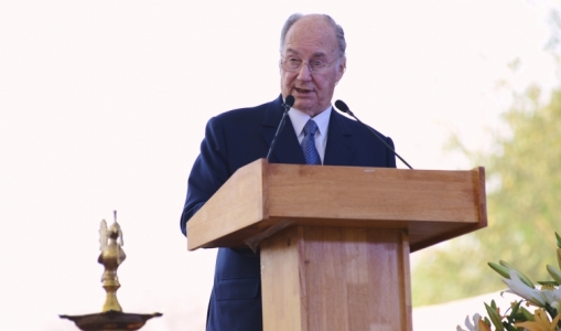 His Highness the Aga Khan addresses the audience gathered for the inauguration of the Sunder Nursery   2018-02-21